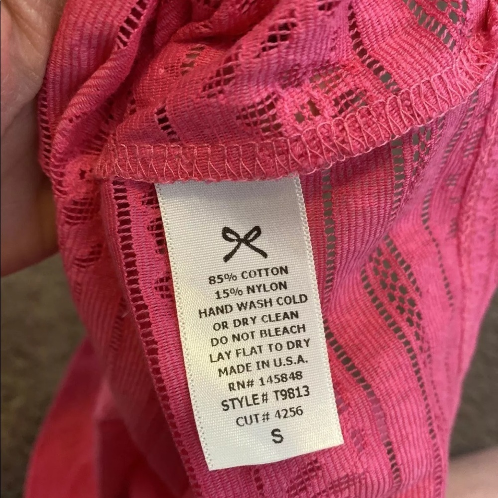 Everly Anthropologie Bright Pink Top Blouse Lace - Picture 4 of 4